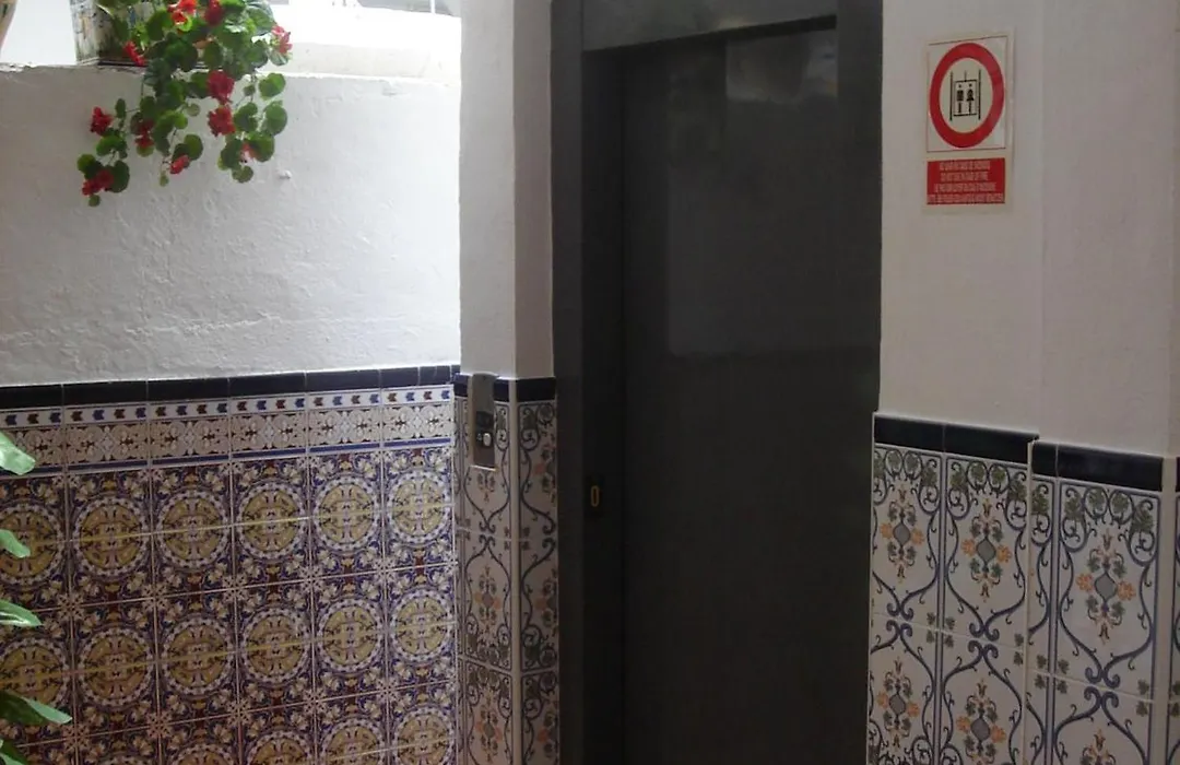 Hostal Toscano-1
